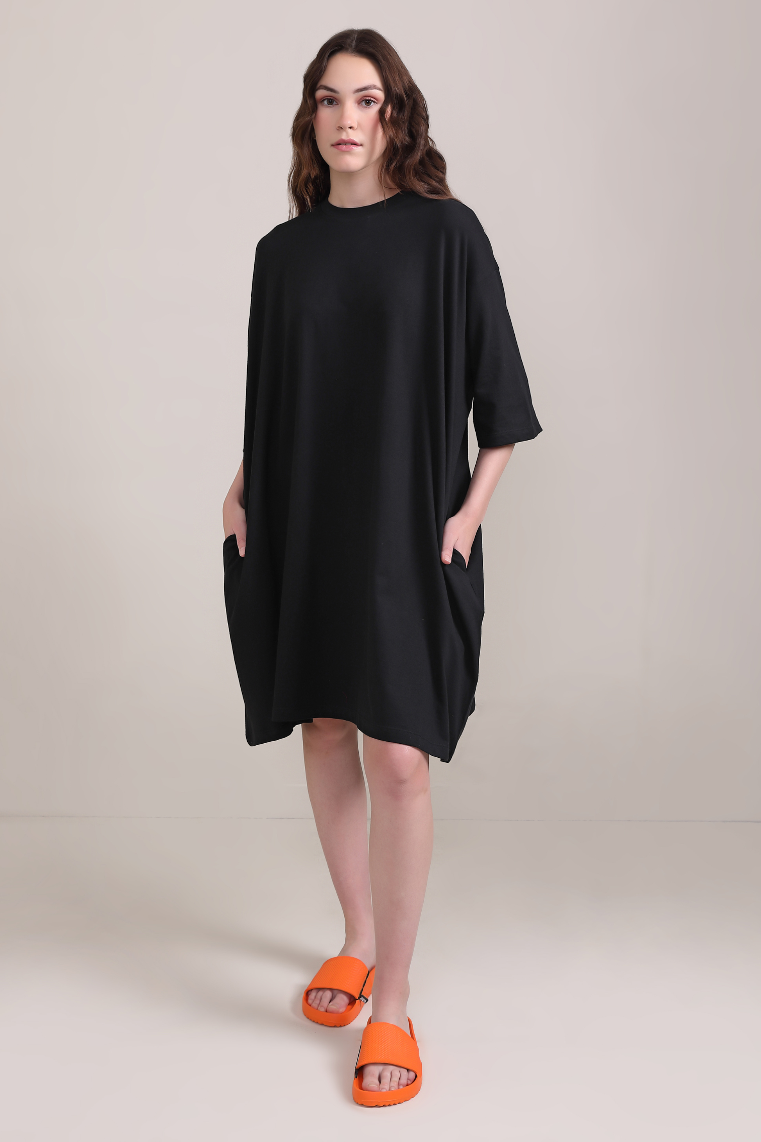 Oversized Pocket Tee-Black