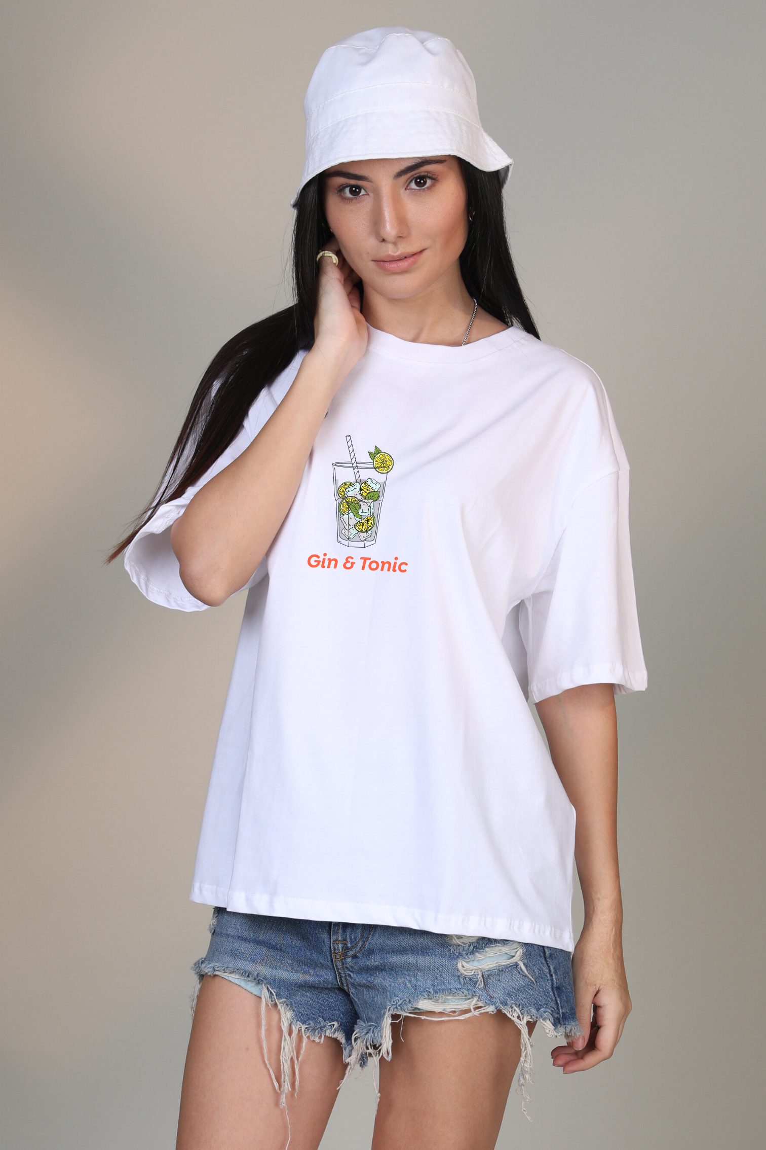 Gin & Tonic- Oversized T-Shirt